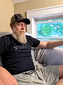 sizableunicorn7 online show from April 28, 6:35 pm