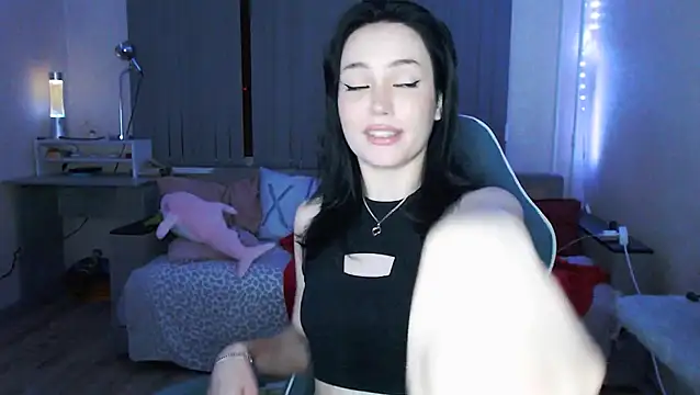 cutefrendlyuser online show from April 14, 7:31 pm