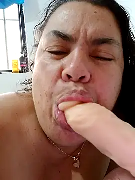 Snapshot of yaneth_ chatting on November 8, 11:54 am yaneth online show from November 8, 11:54 am