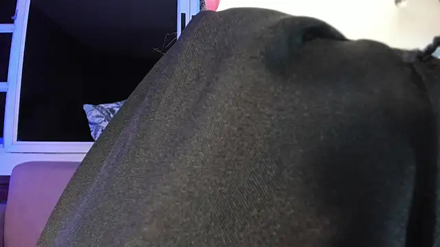 Snapshot of harimoon1 chatting on November 3, 3:30 am harimoon1 online show from November 3, 3:30 am