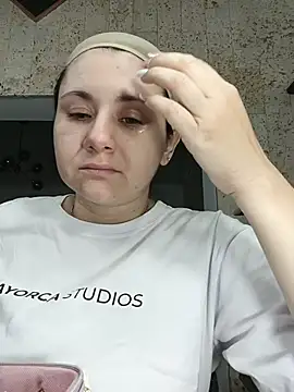 Snapshot of harimoon1 chatting on November 19, 11:38 pm harimoon1 online show from November 19, 11:38 pm