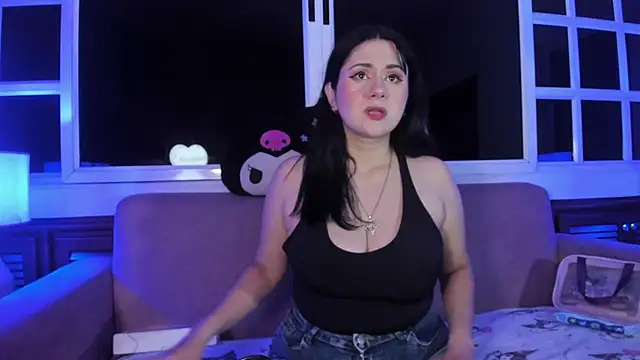 Snapshot of harimoon1 chatting on February 4, 3:23 am harimoon1 online show from February 4, 3:23 am