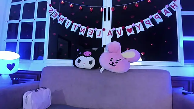 Snapshot of harimoon1 chatting on February 13, 3:24 am harimoon1 online show from February 13, 3:24 am