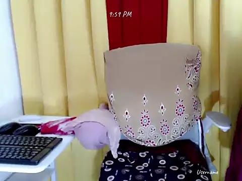 Snapshot of nesianhottits chatting on May 24, 2:00 pm nesianhottits online show from May 24, 2:00 pm