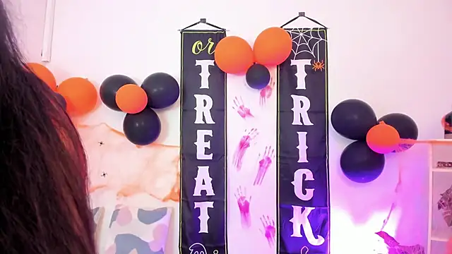 Snapshot of yunna7 chatting on October 31, 11:11 am yunna7 online show from October 31, 11:11 am