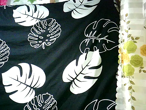 yuana25 online show from October 19, 9:43 am