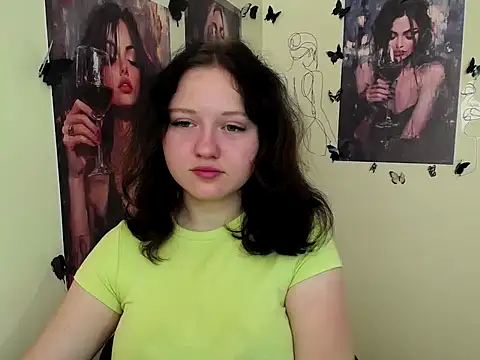 LadyAlice  online show from September 26, 6:28 am