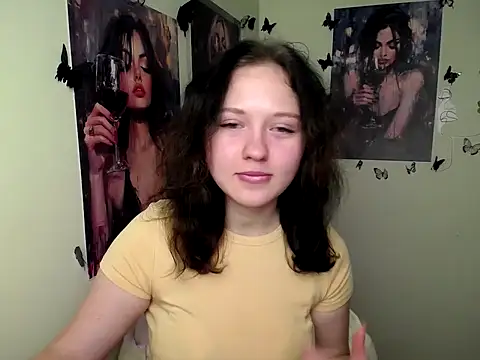 LadyAlice  online show from October 3, 6:21 am