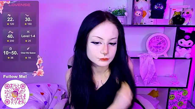 MiaScarlettt online show from December 5, 7:10 pm