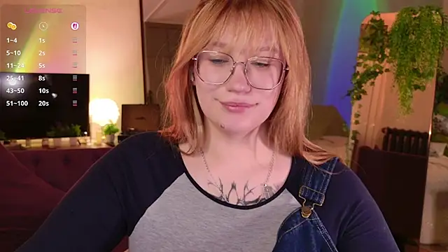 Morvelyn online show from April 18, 7:07 pm