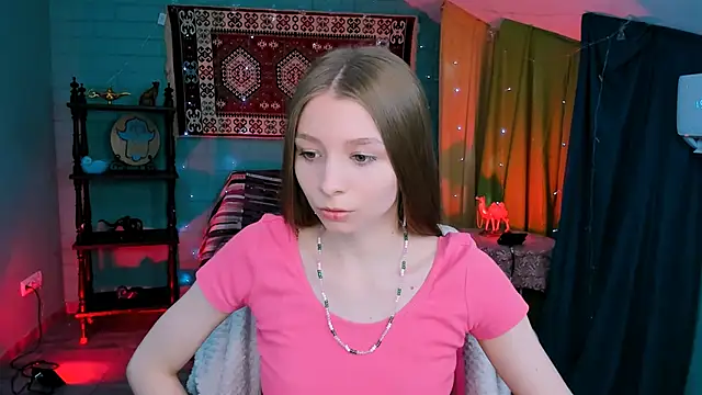 JulieDaniel online show from June 9, 4:24 am