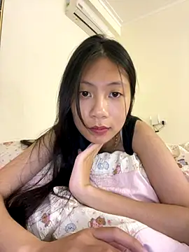 Lil-Gi online show from November 7, 4:07 pm