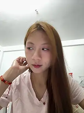 Lil-Gi online show from May 22, 4:56 pm