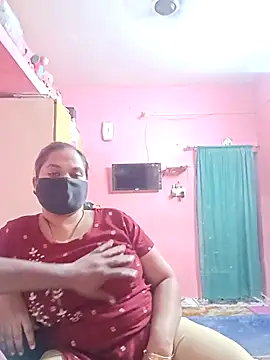 Snapshot of biggbobbsgirl chatting on December 4, 6:05 pm biggbobbsgirl online show from December 4, 6:05 pm