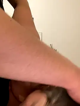 Snapshot of chloedlm5 chatting on October 14, 8:31 pm chloedlm5 online show from October 14, 8:31 pm