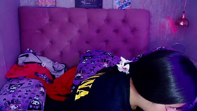 laurenelove online show from September 10, 2:17 pm