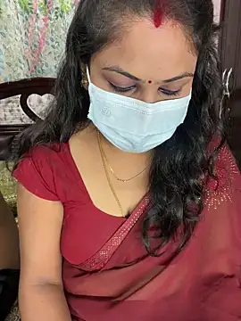 Lovlycouple1 online show from April 5, 5:10 pm