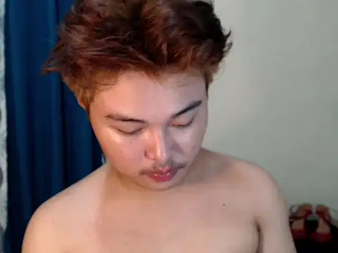 Snapshot of Lustfulljohnx chatting on May 16, 8:55 am Lustfulljohnx online show from May 16, 8:55 am