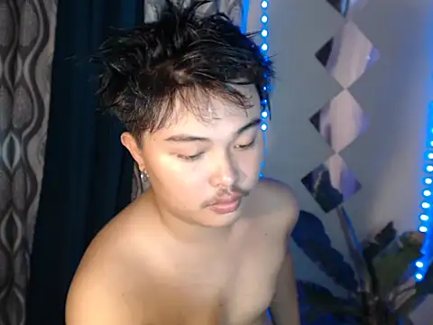 Snapshot of Lustfulljohnx chatting on June 8, 4:57 am Lustfulljohnx online show from June 8, 4:57 am