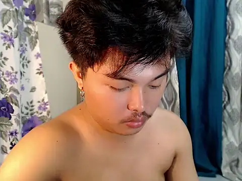 Snapshot of Lustfulljohnx chatting on June 21, 2:19 pm Lustfulljohnx online show from June 21, 2:19 pm