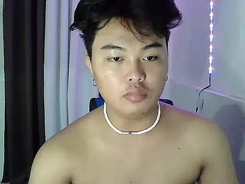 Snapshot of Lustfulljohnx chatting on July 31, 2:11 am Lustfulljohnx online show from July 31, 2:11 am
