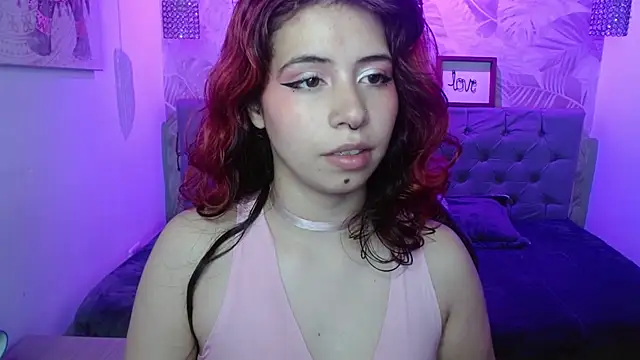 Snapshot of Lily_tk chatting on September 26, 3:21 am Lily tk online show from September 26, 3:21 am