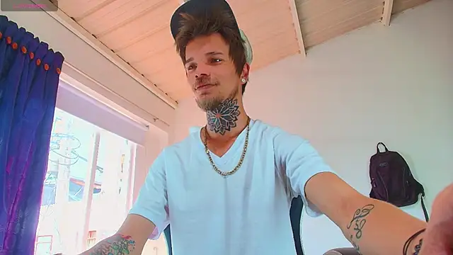 Gold Loyal77 online show from December 1, 3:06 pm