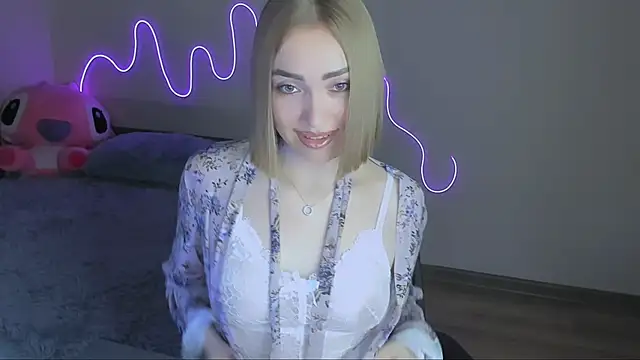 LaraKrein lk online show from December 4, 6:05 pm