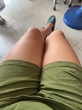 sharon-Hanna online show from November 18, 2:28 am