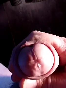 69dagosto online show from March 24, 8:30 am