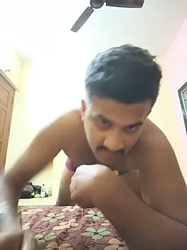 Snapshot of nareshrddd5 chatting on August 1, 1:32 pm nareshrddd5 online show from August 1, 1:32 pm