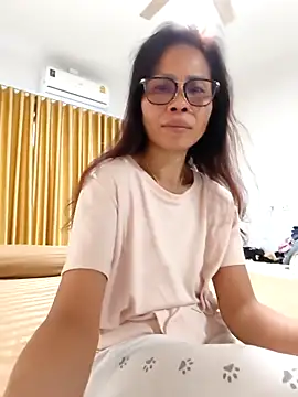 Snapshot of Mama_Eva_1 chatting on September 27, 1:21 am Mama Eva 1 online show from September 27, 1:21 am