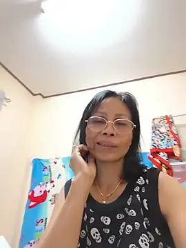 Snapshot of Mama_Eva_1 chatting on July 1, 7:57 pm Mama Eva 1 online show from July 1, 7:57 pm