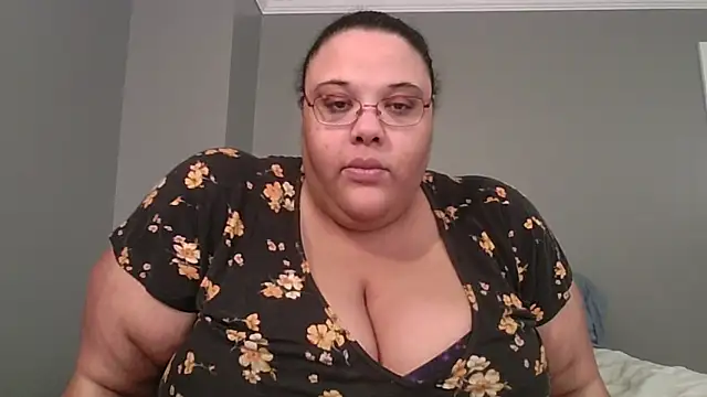 SexyBBW10790 online show from March 22, 2:09 pm