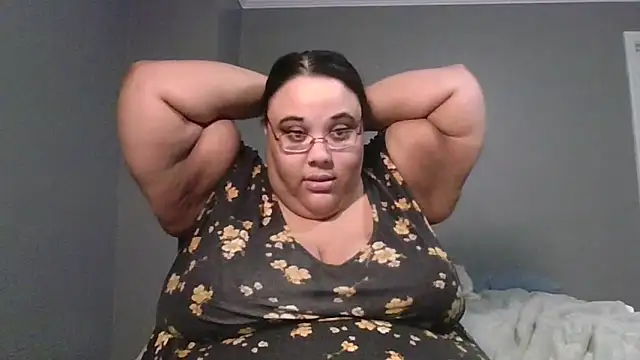 SexyBBW10790 online show from April 21, 2:51 am