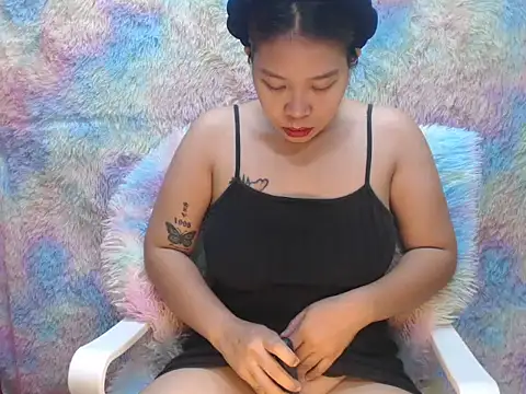 Snapshot of wild_rose69 chatting on July 6, 11:18 pm wild rose69 online show from July 6, 11:18 pm