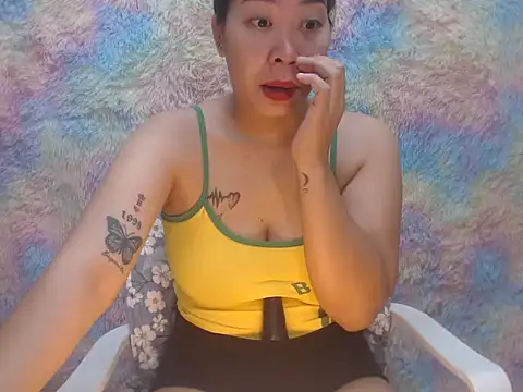 Snapshot of wild_rose69 chatting on July 10, 11:07 pm wild rose69 online show from July 10, 11:07 pm