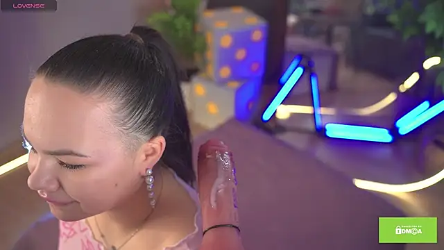 bllowwoww online show from November 22, 8:13 am