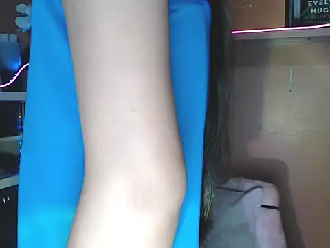 skinny gracie online show from December 2, 8:37 pm