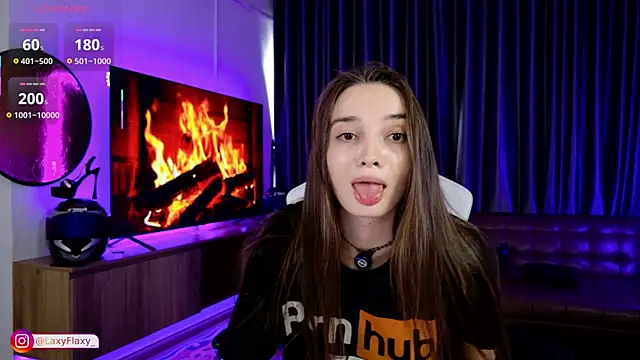 laxyflaxyy online show from September 18, 6:04 am