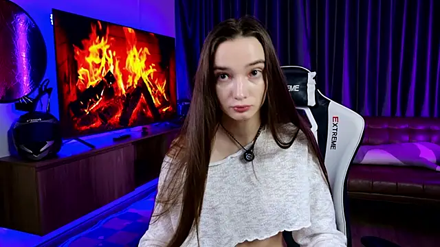 laxyflaxyy online show from October 11, 2:00 am