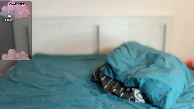 walter cute online show from November 3, 12:17 pm