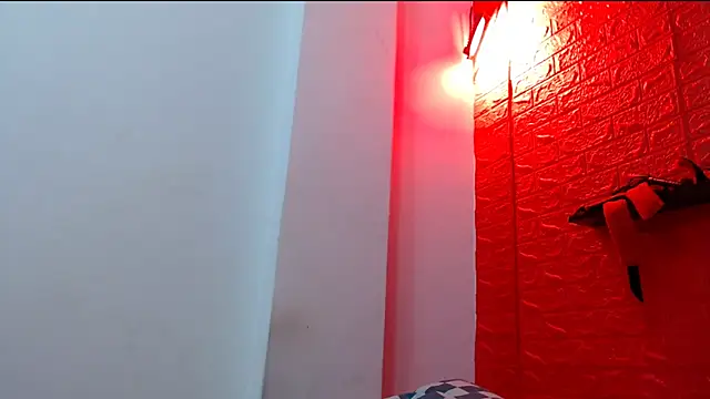 Snapshot of bdsmforever18 chatting on November 4, 2:21 am bdsmforever18 online show from November 4, 2:21 am