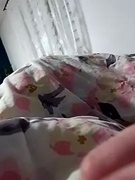 Snapshot of KissMeAss9387 chatting on October 25, 8:47 pm KissMeAss9387 online show from October 25, 8:47 pm