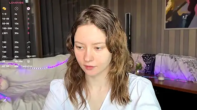 IrisPurrphy online show from April 26, 9:29 am