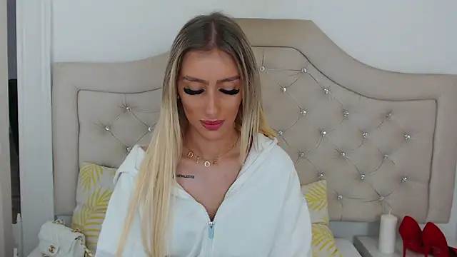 NatalieSensual online show from November 23, 10:48 am