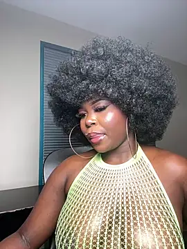 WomanNextdoor1 online show from March 23, 11:09 pm