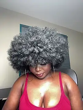 WomanNextdoor1 online show from April 18, 9:57 am