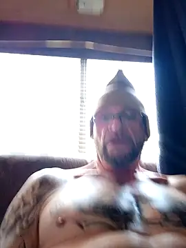 Snapshot of ShawnandDani7074 chatting on December 19, 5:20 pm ShawnandDani7074 online show from December 19, 5:20 pm