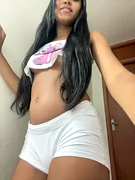 Snapshot of Sabryynna chatting on September 9, 2:33 am Sabryynna online show from September 9, 2:33 am